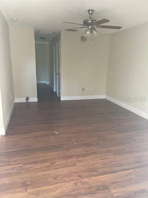 3573 BENITO JUAREZ CIR
