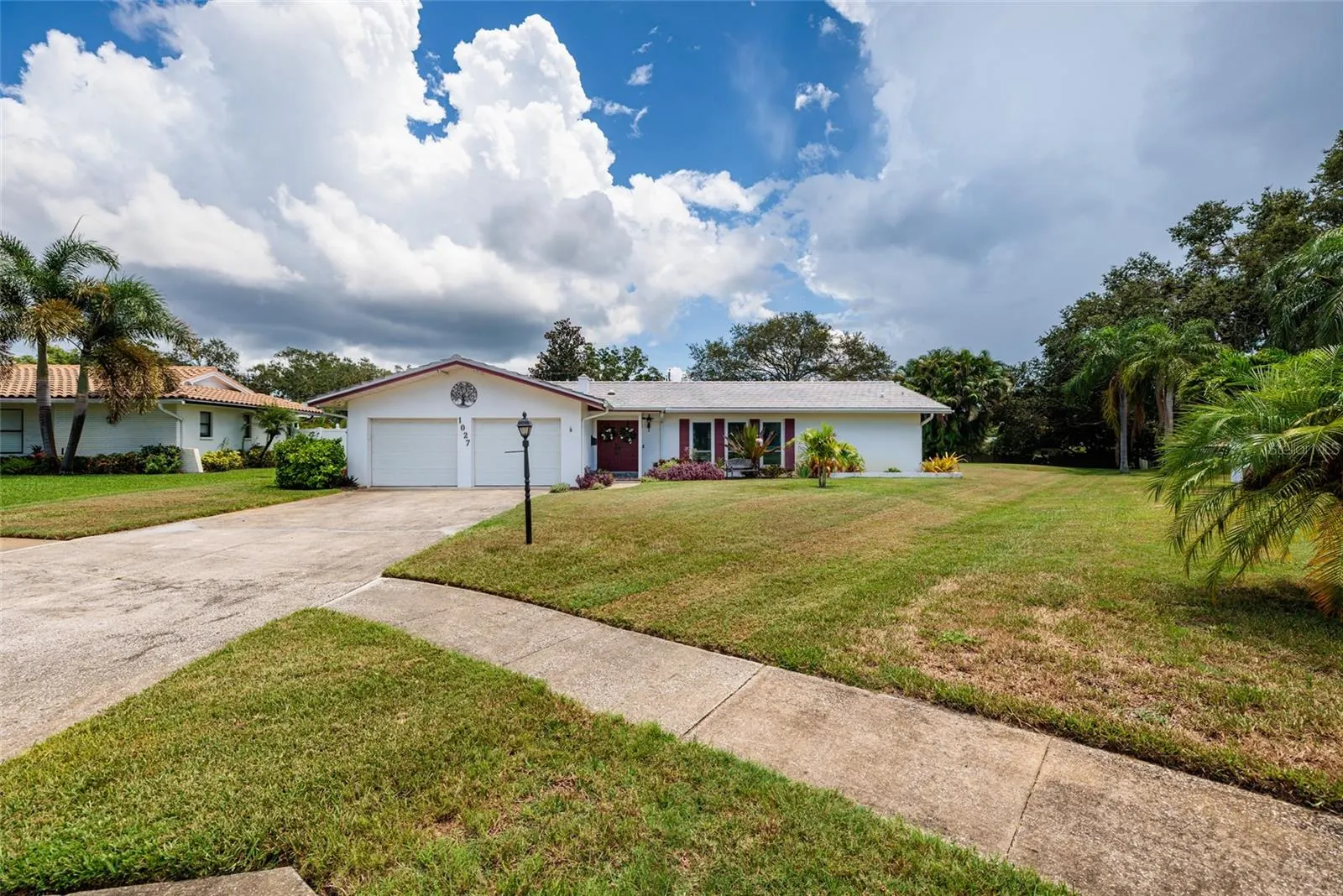 1027 GROVEWOOD CT