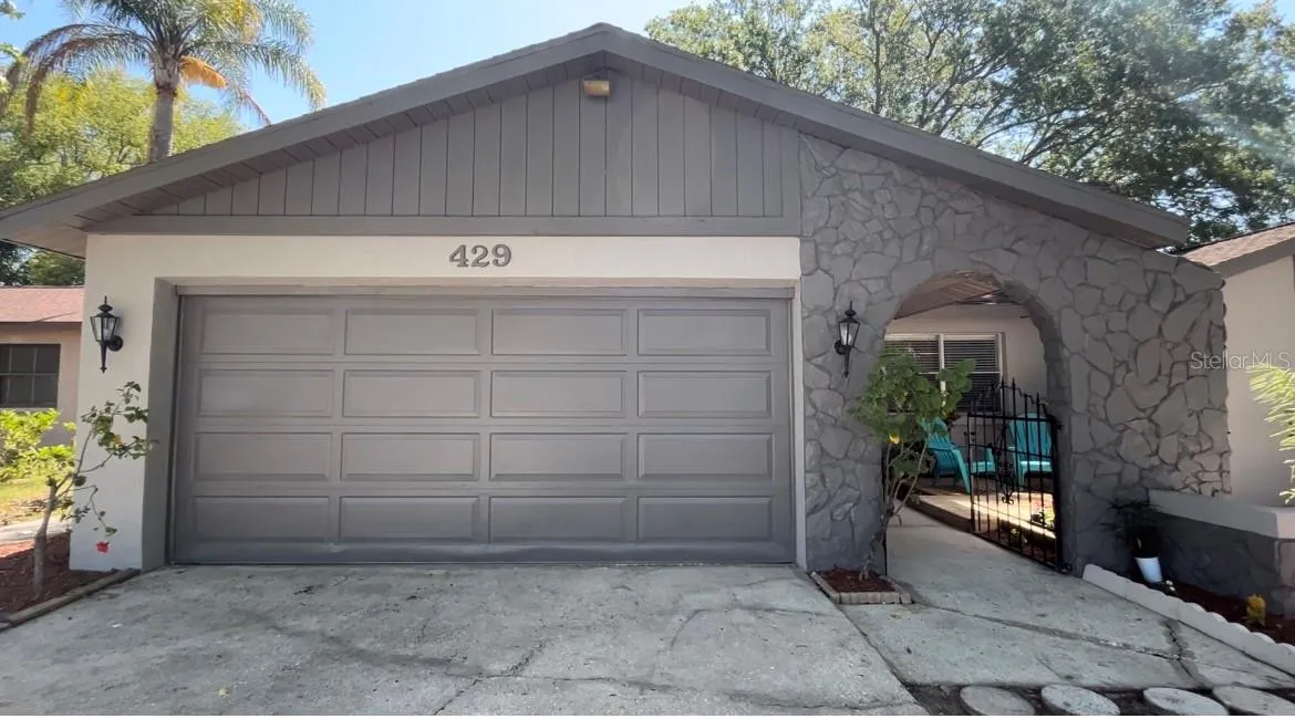429 EVERGREEN DR