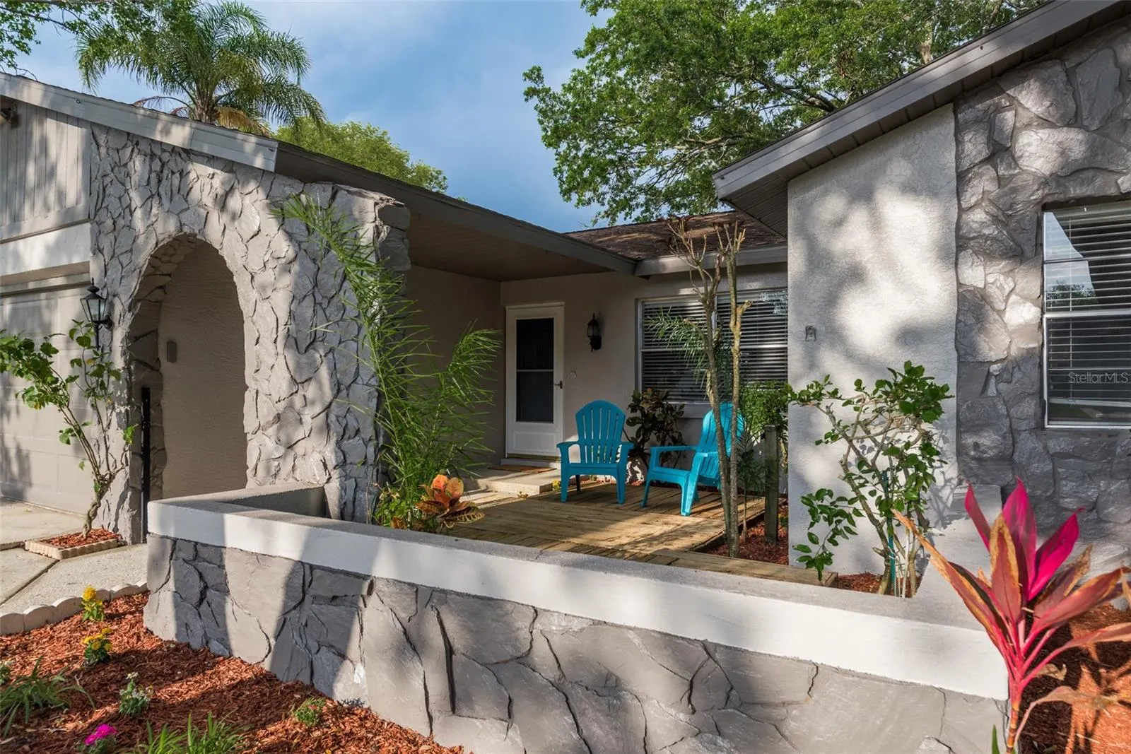 429 EVERGREEN DR
