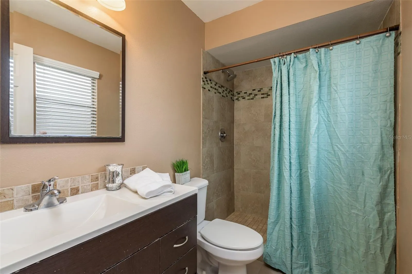 429 EVERGREEN DR