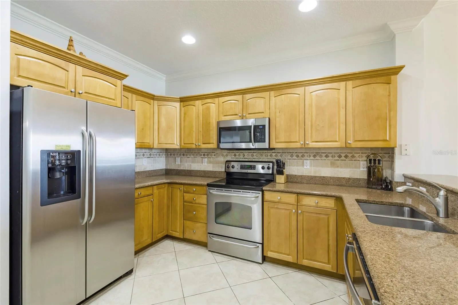 530 S GULFVIEW BLVD #805, #805