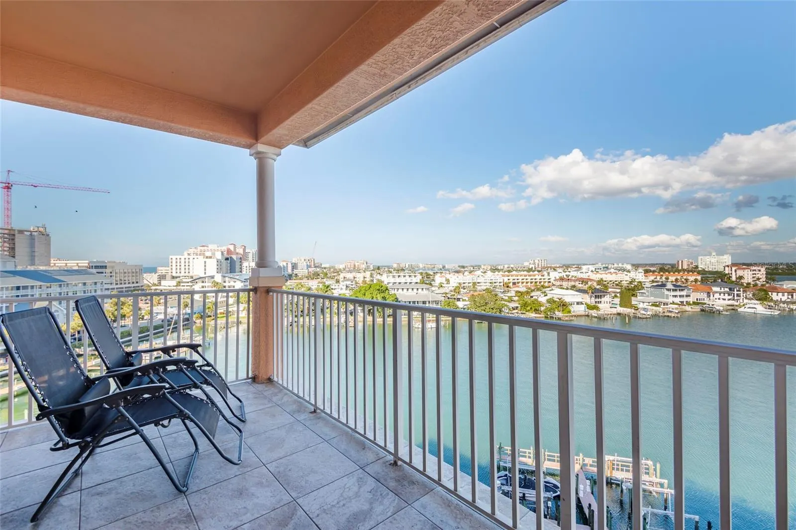 530 S GULFVIEW BLVD #805, #805