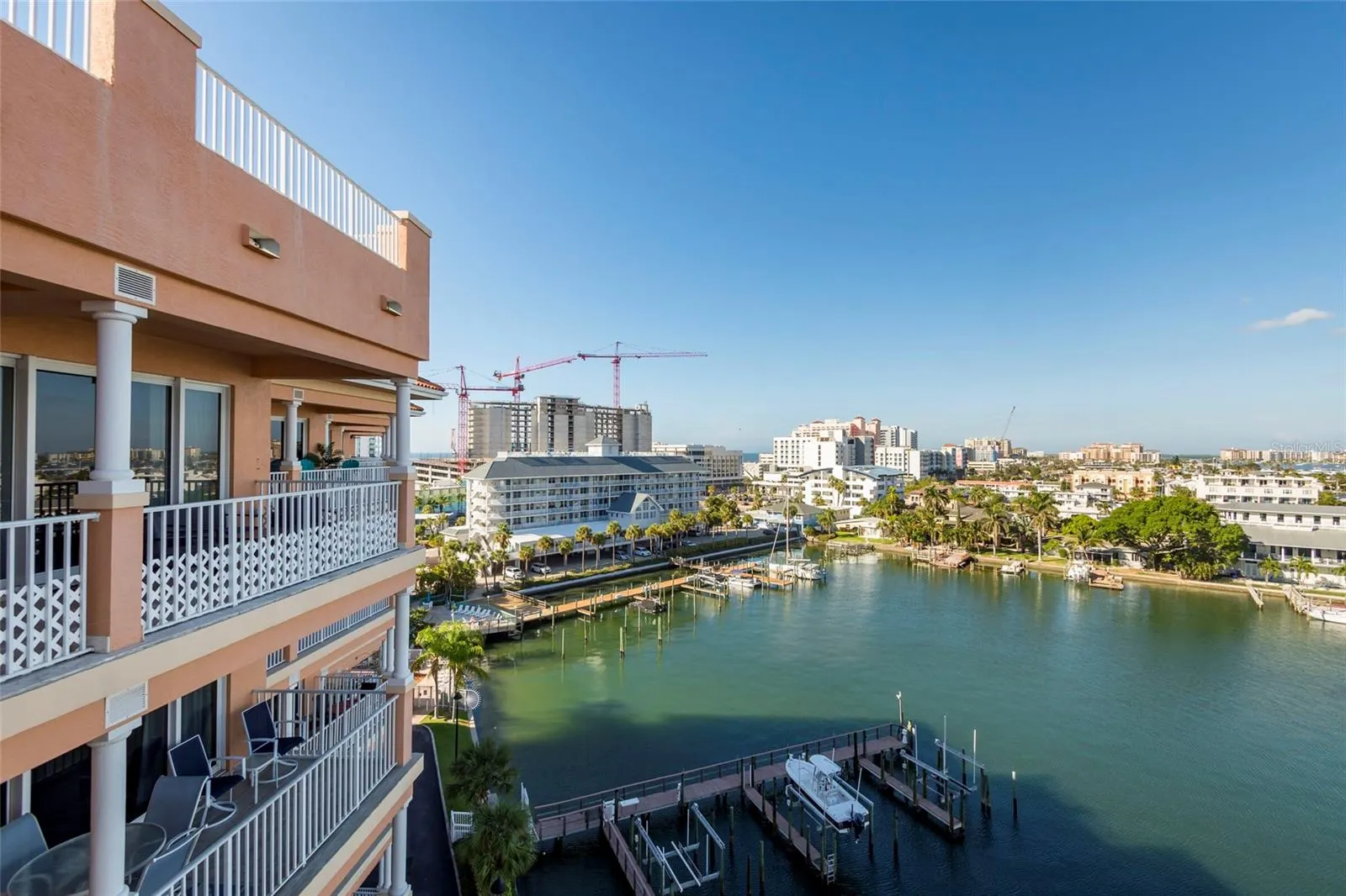 530 S GULFVIEW BLVD #805, #805