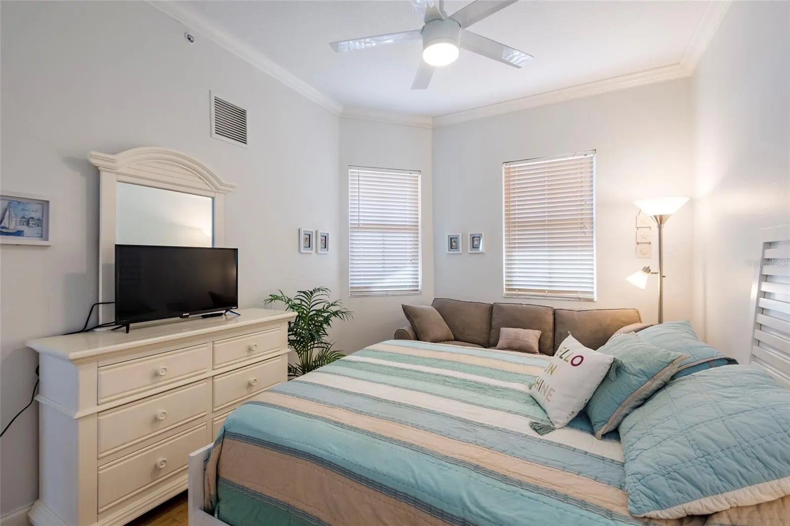 530 S GULFVIEW BLVD #805, #805