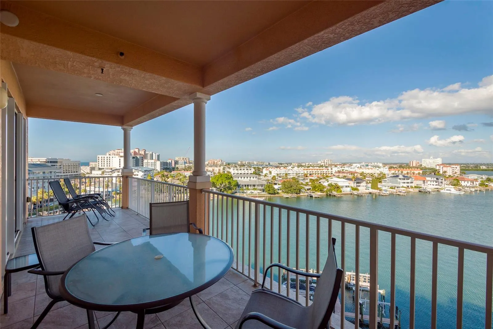 530 S GULFVIEW BLVD #805, #805