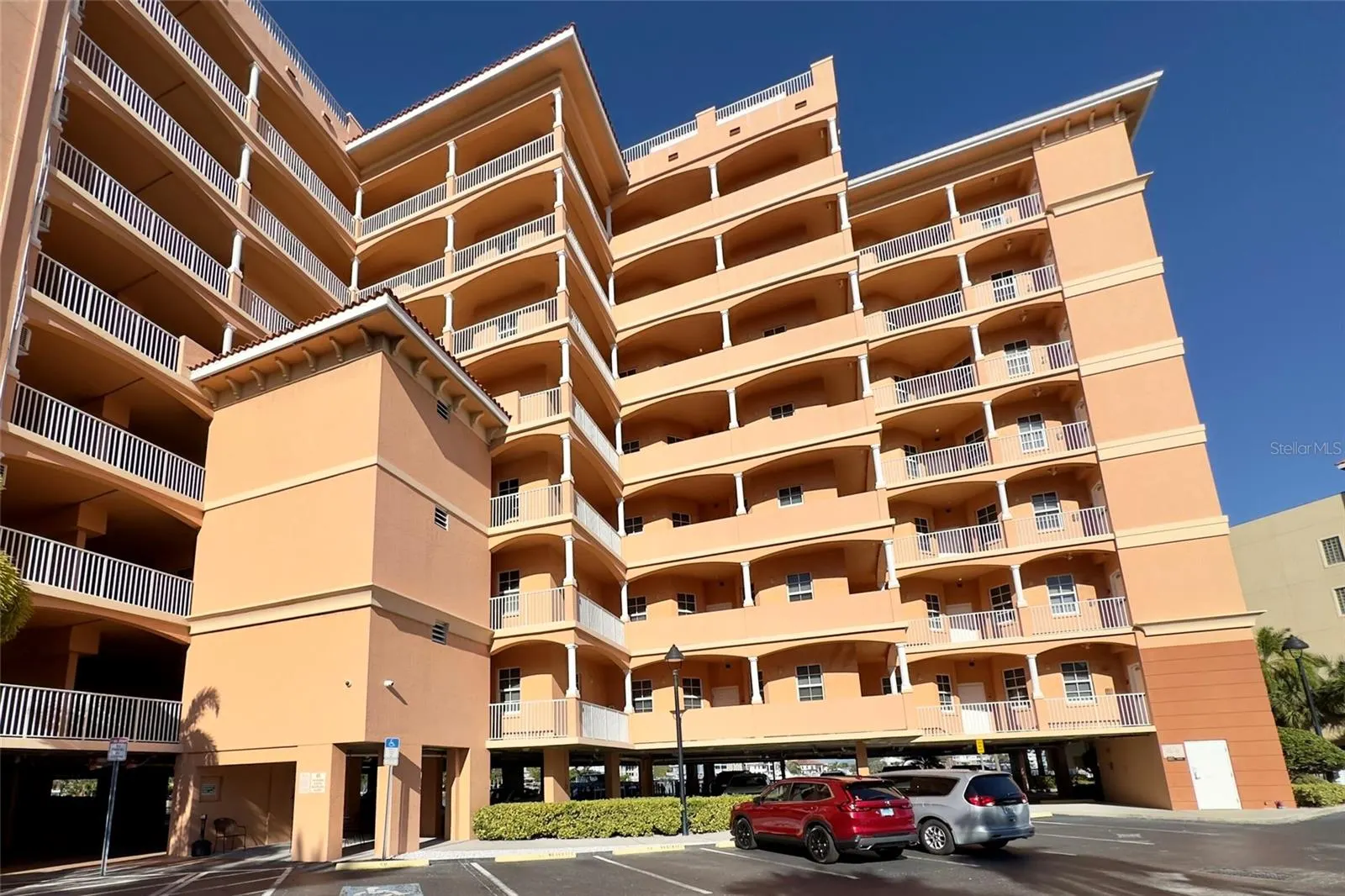 530 S GULFVIEW BLVD #805, #805
