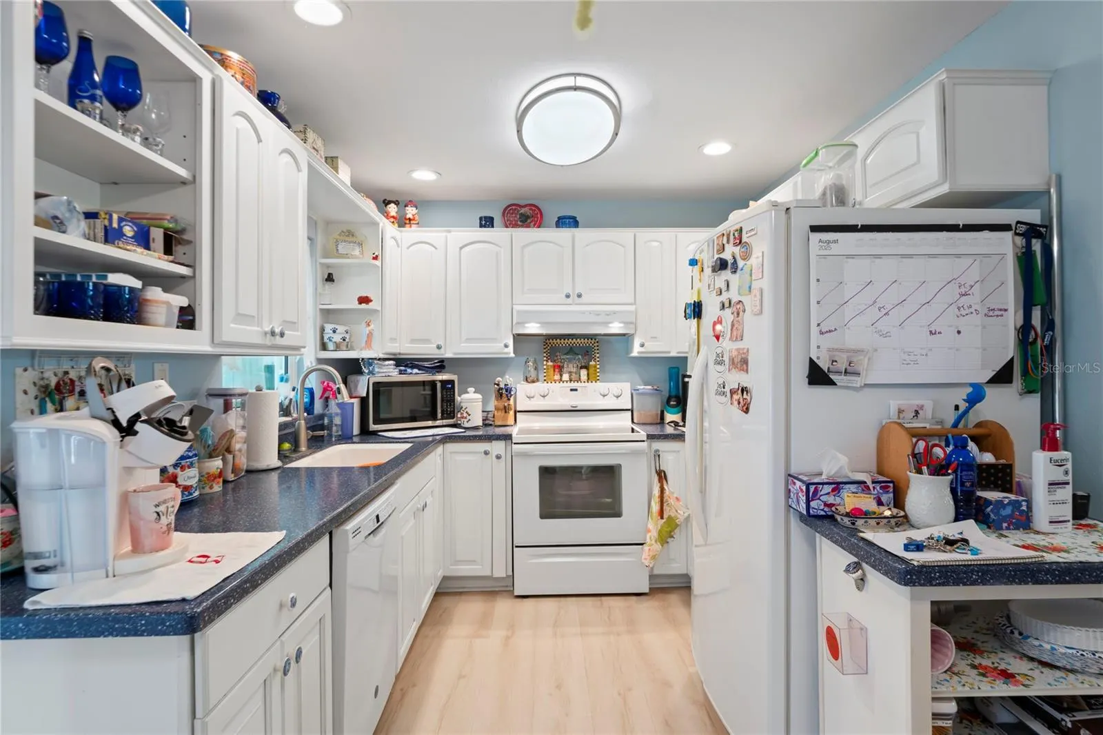 4912 HI VISTA CIR