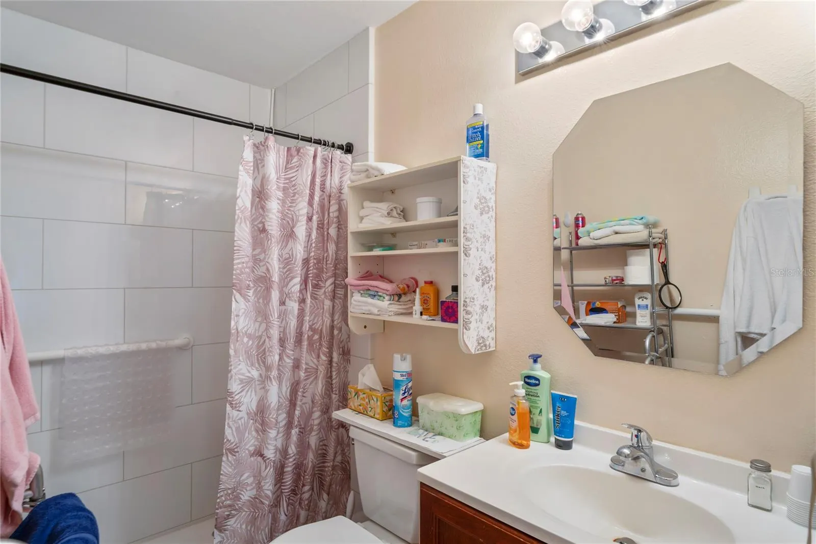 4912 HI VISTA CIR