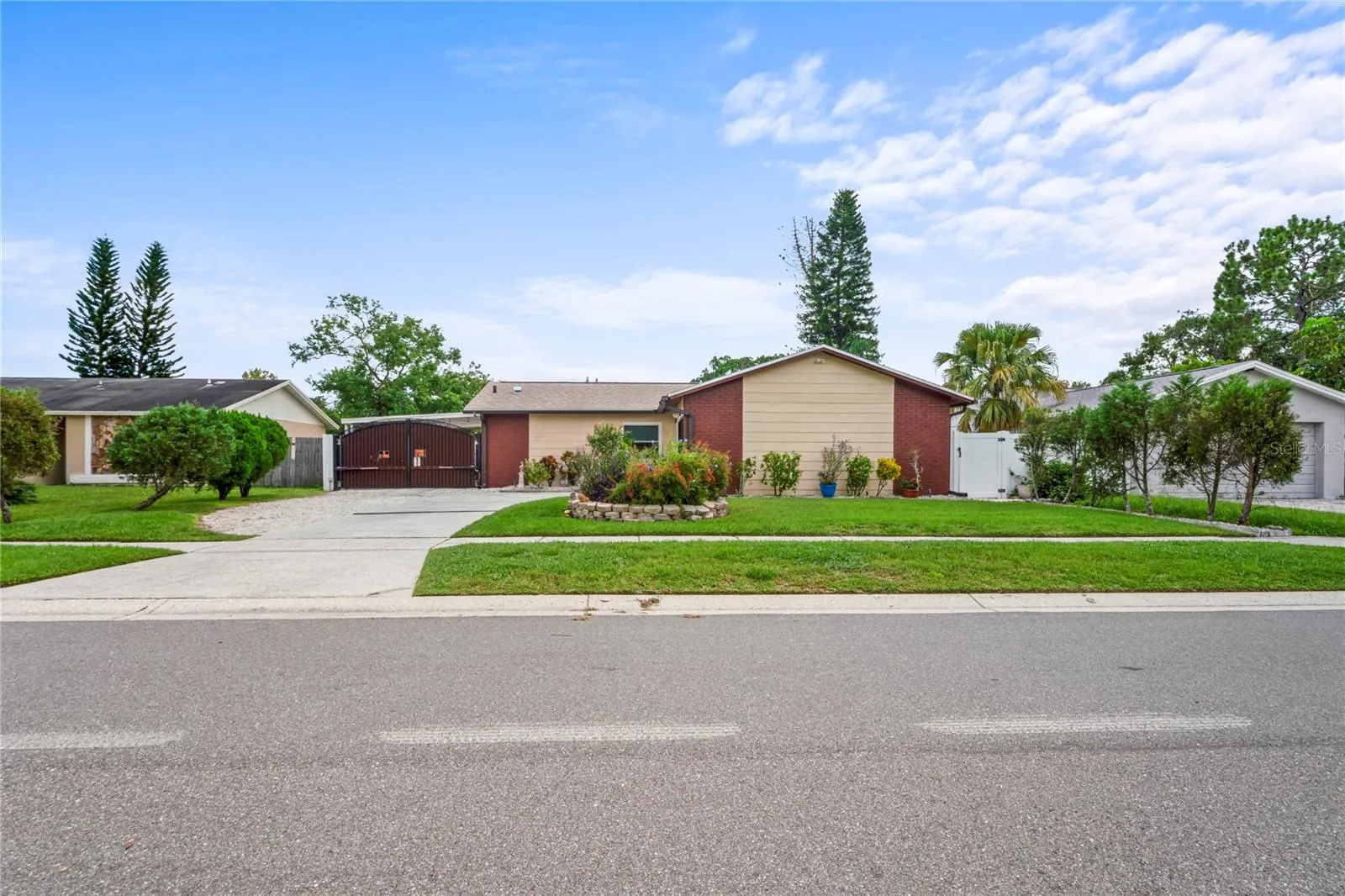 4912 HI VISTA CIR