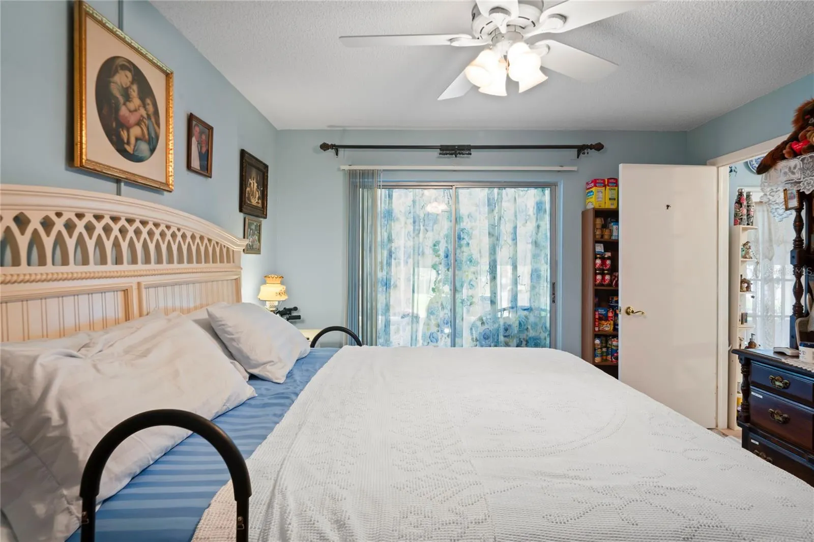 4912 HI VISTA CIR