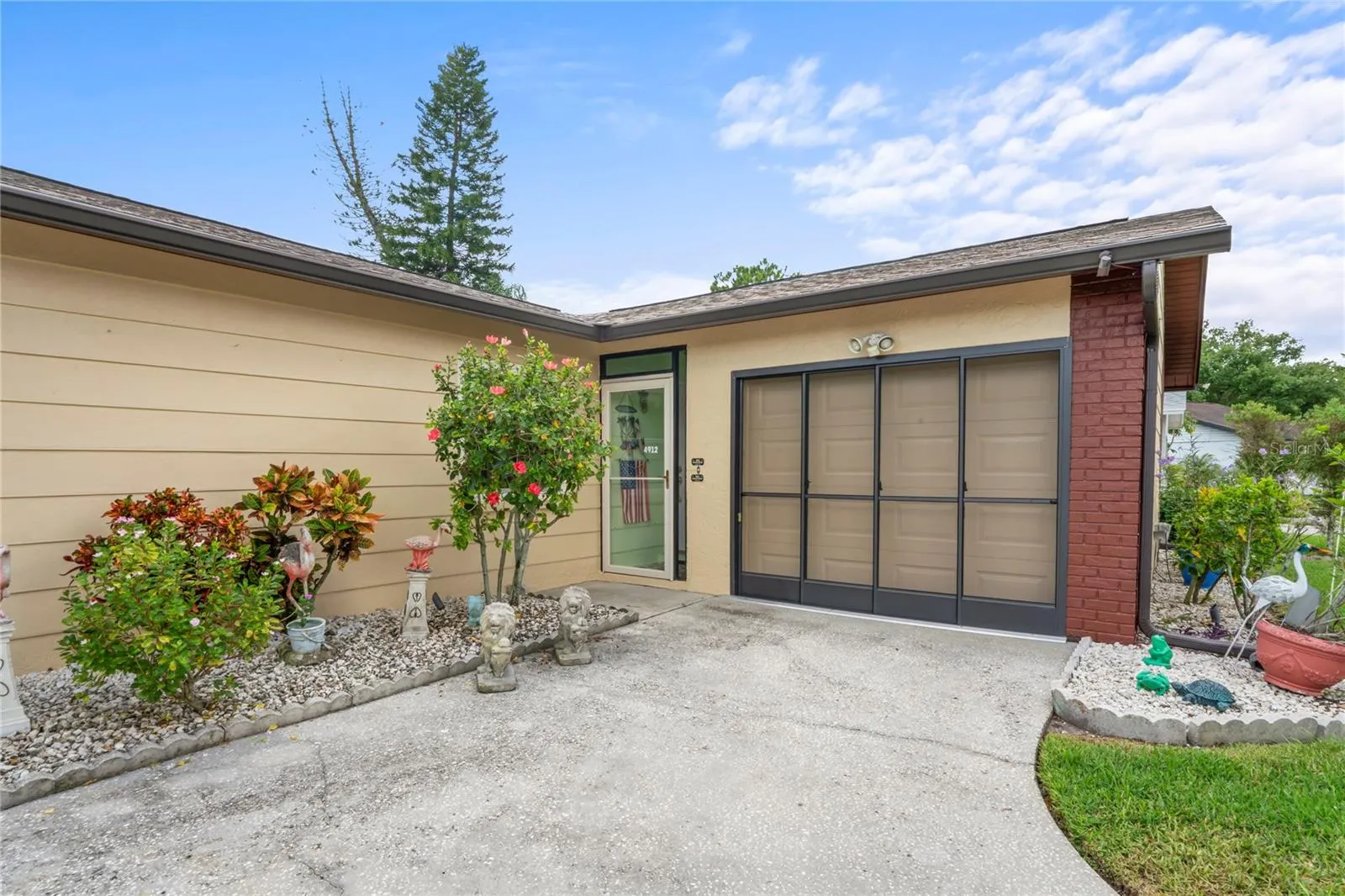 4912 HI VISTA CIR
