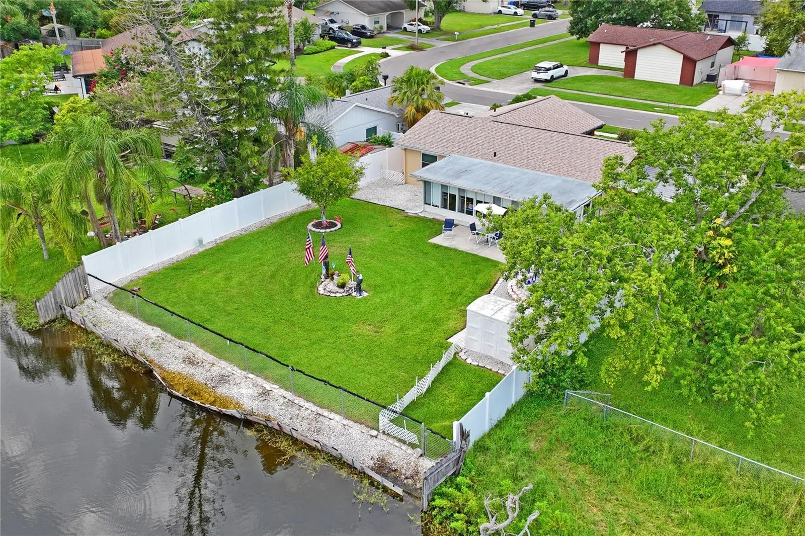 4912 HI VISTA CIR