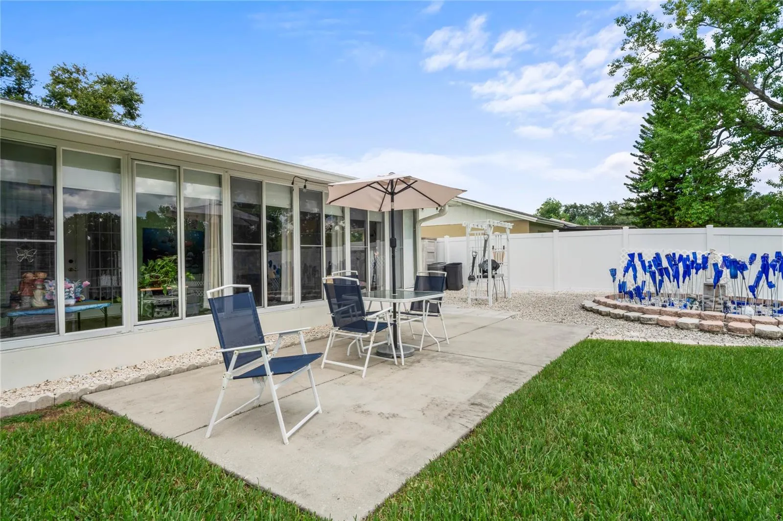 4912 HI VISTA CIR