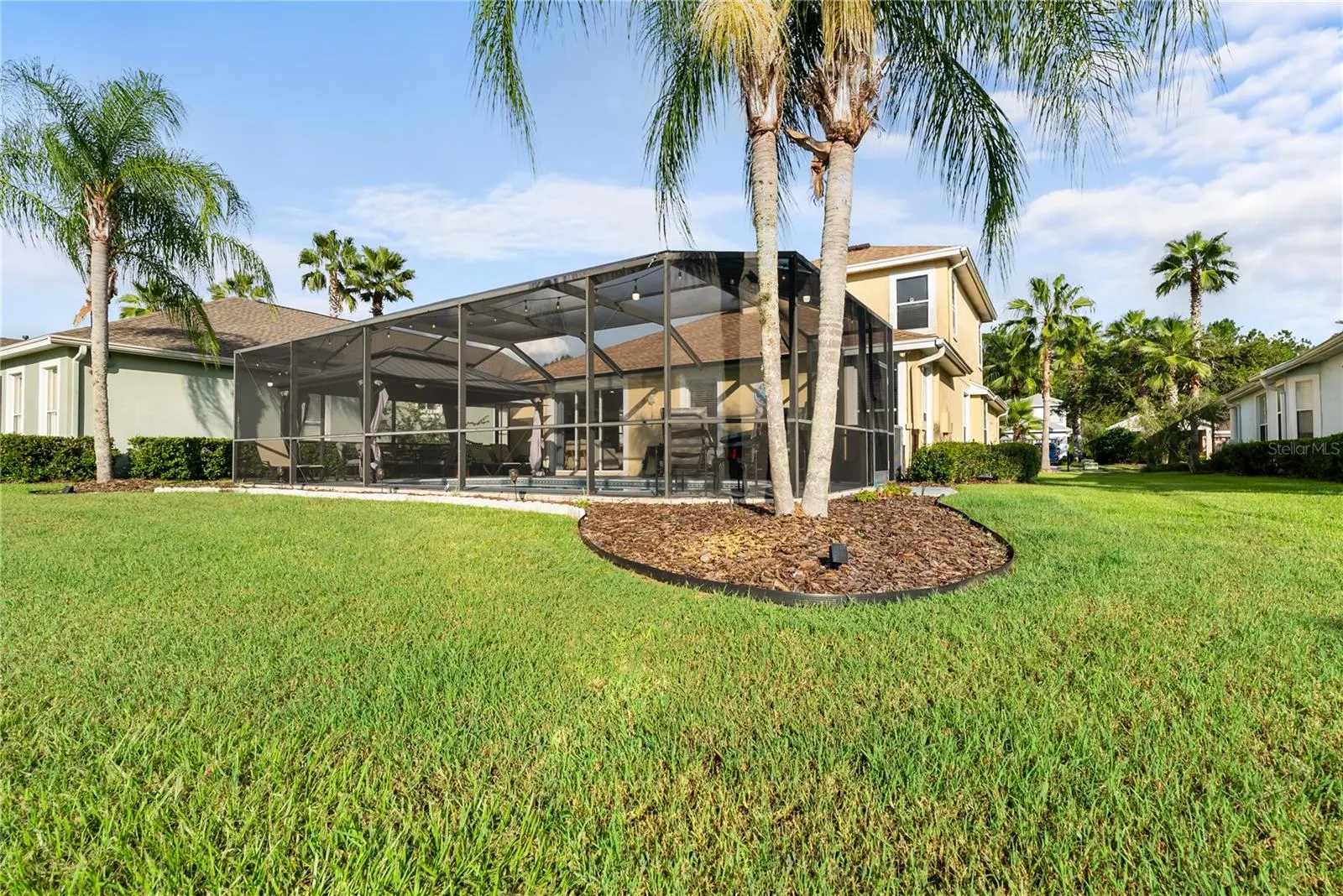 8118 CAMELLA LN