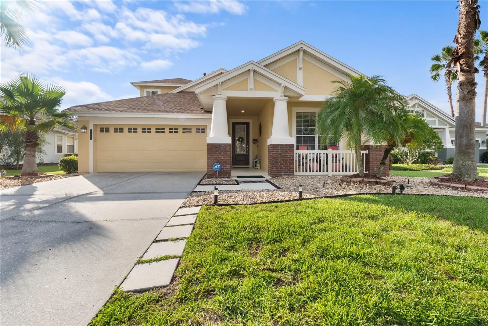 8118 CAMELLA LN