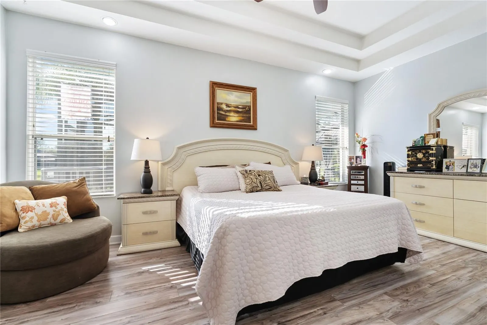 8118 CAMELLA LN