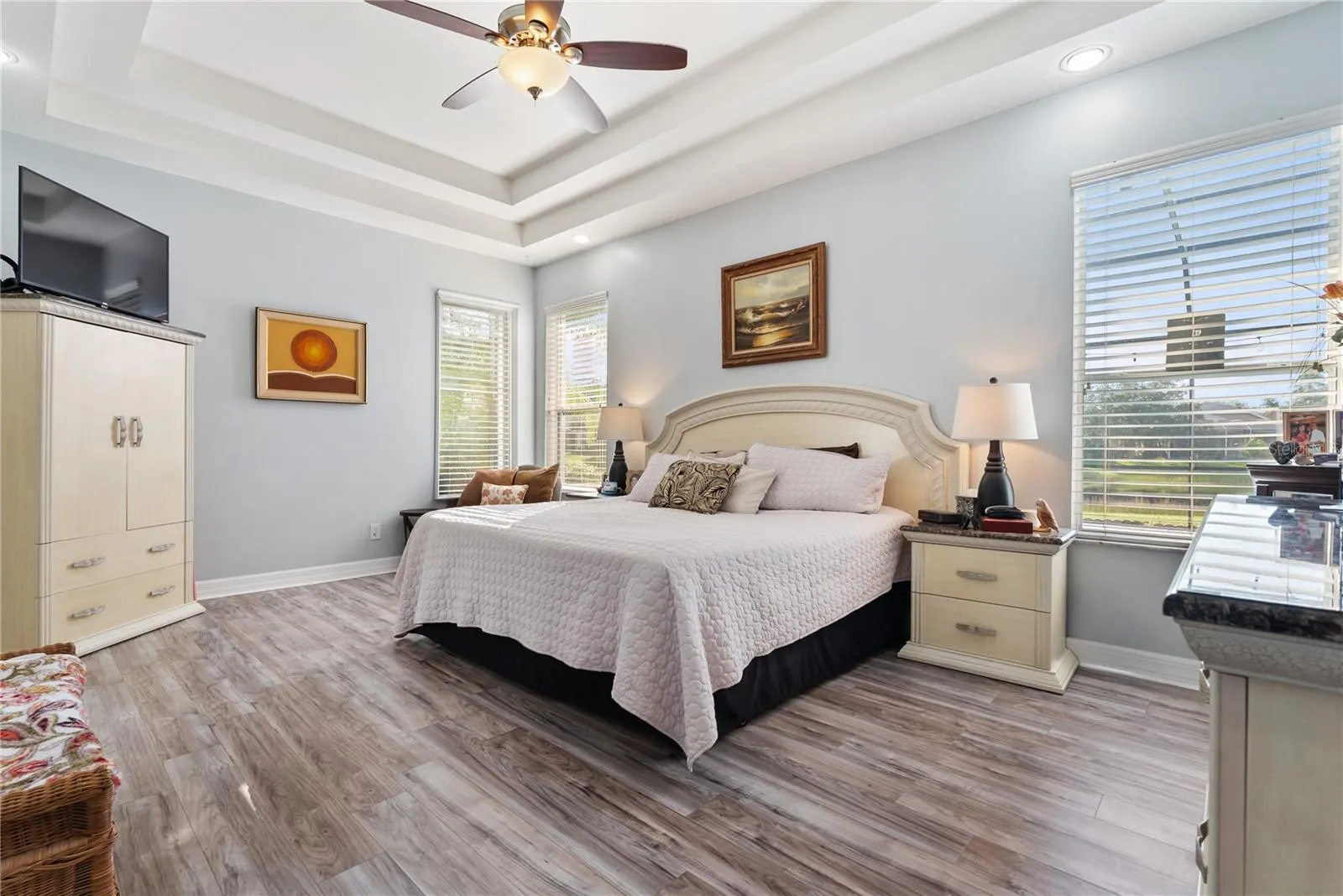 8118 CAMELLA LN