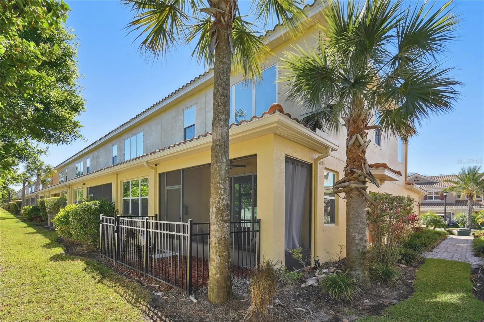 8747 TERRACINA LAKE DR