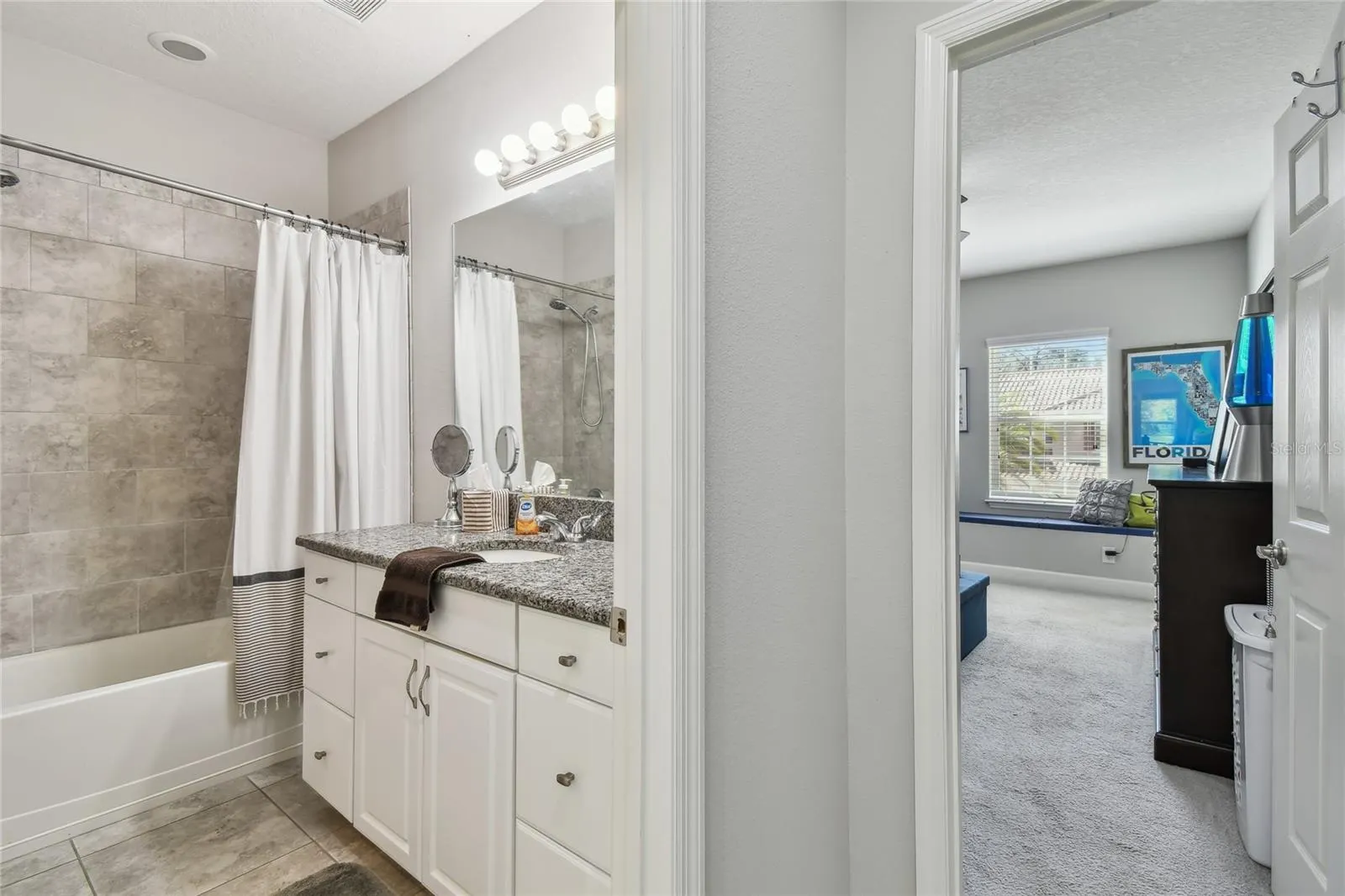 8747 TERRACINA LAKE DR