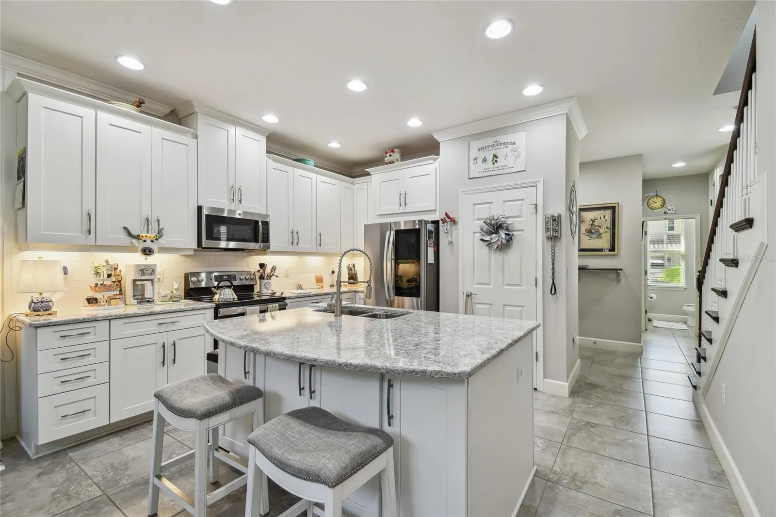 8747 TERRACINA LAKE DR