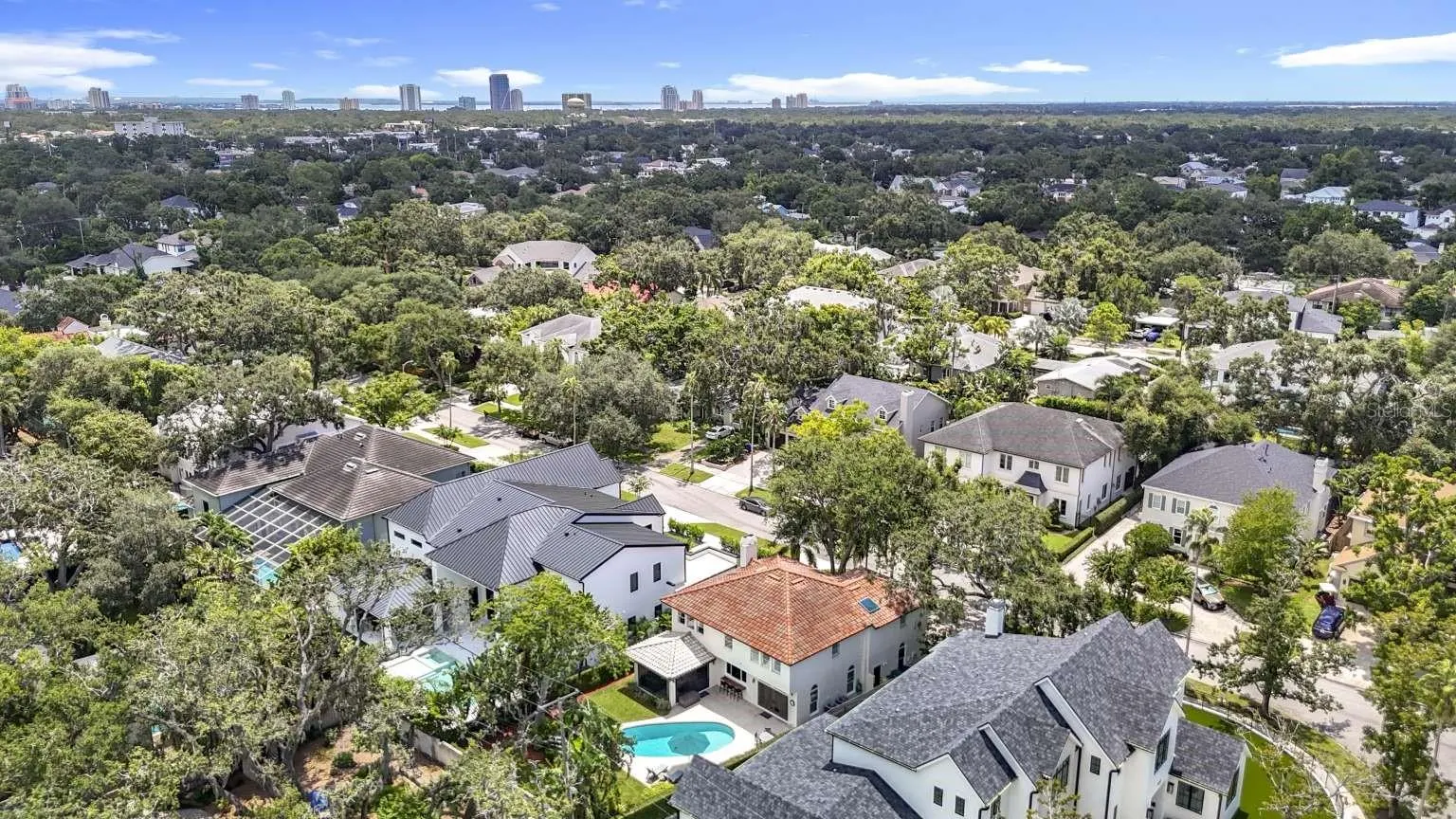 4215 W CULBREATH AVE