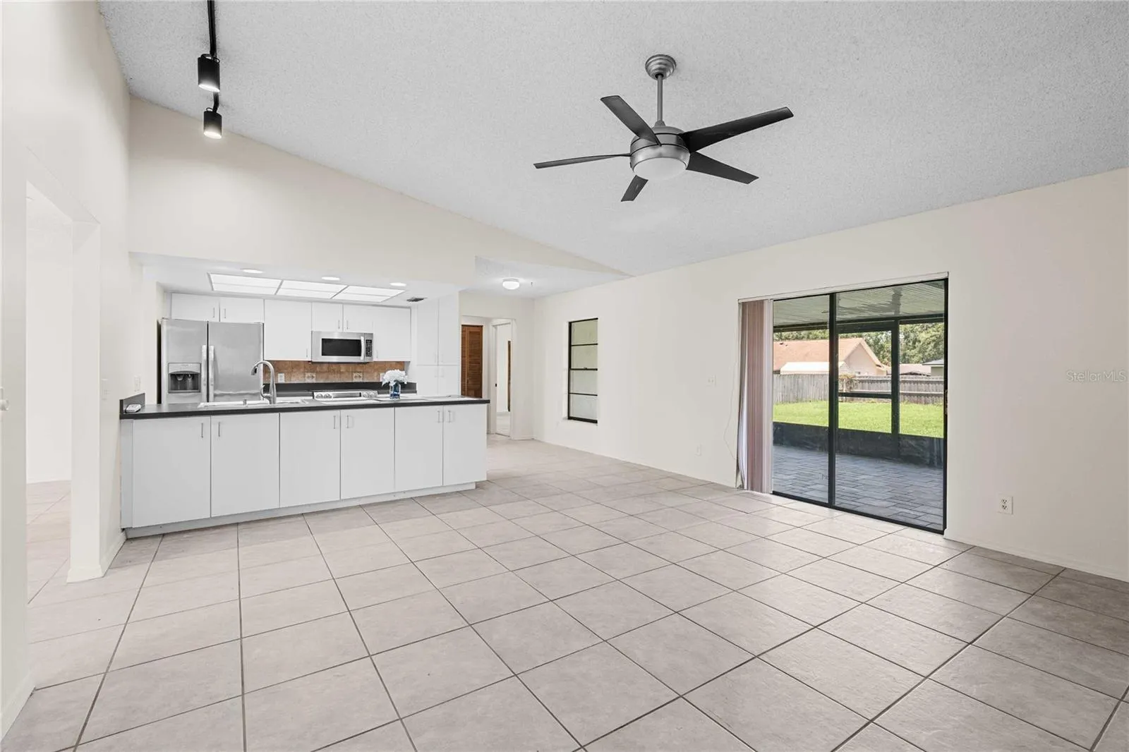 803 BENNINGER DR