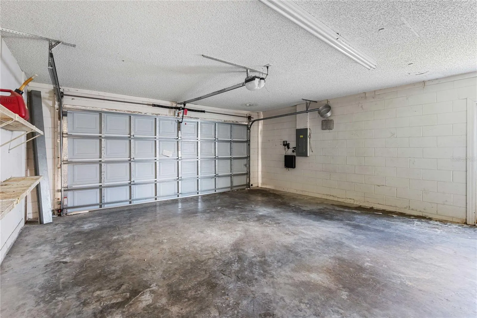 803 BENNINGER DR