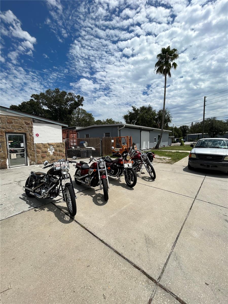 3411 CYPRESS TER N