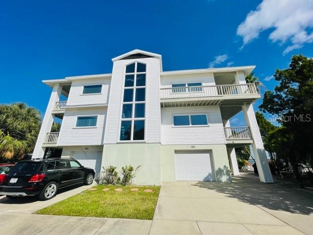 1104 PASS A GRILLE WAY
