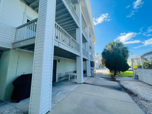 1104 PASS A GRILLE WAY