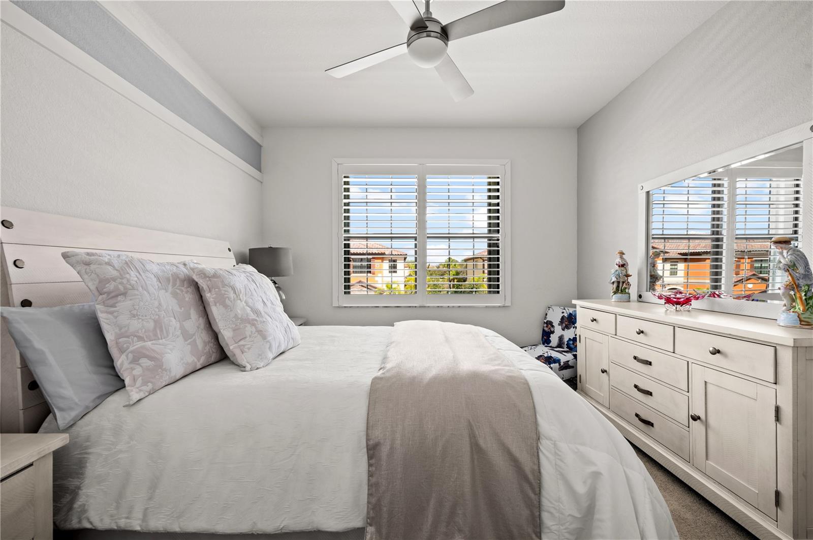 20381 LAGENTE CIR