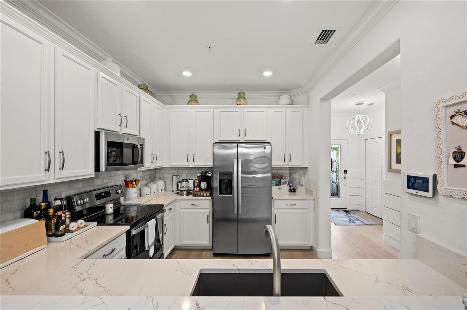 20381 LAGENTE CIR