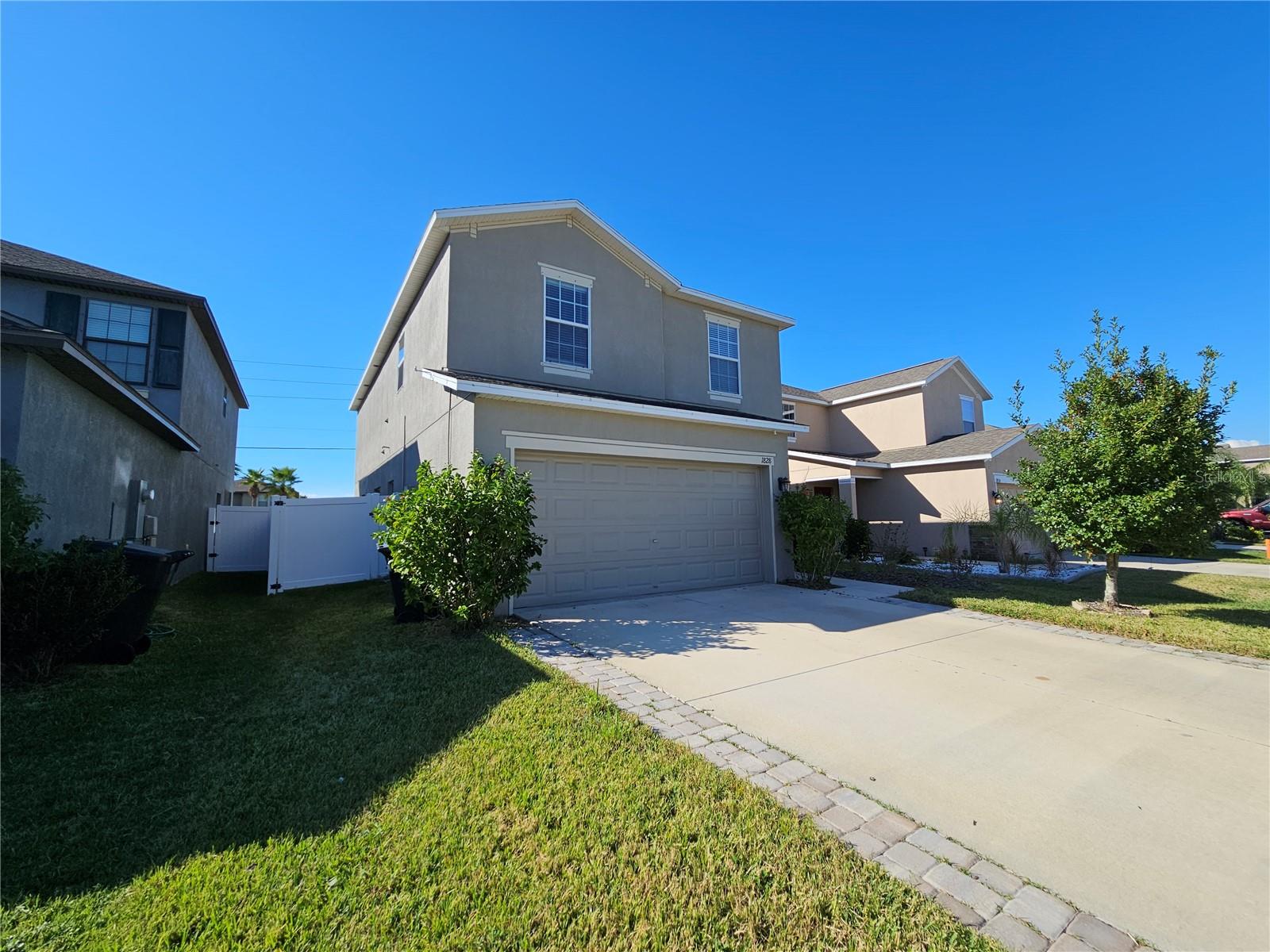 1828 HAWKS VIEW DR