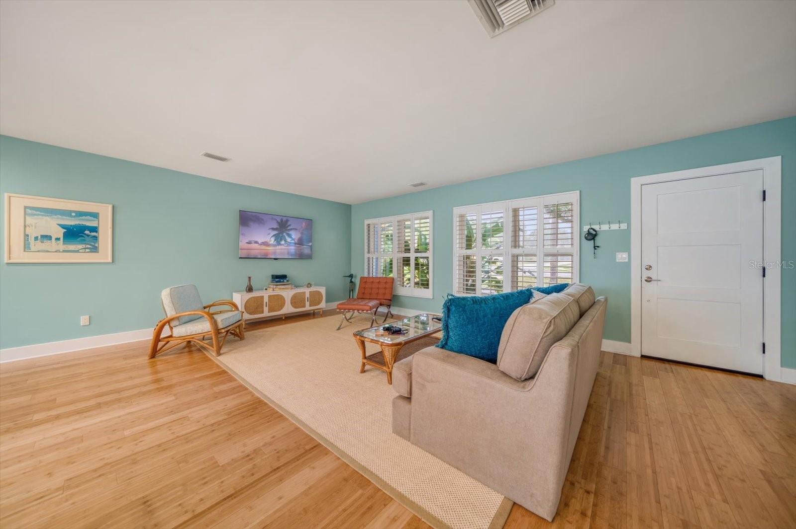 340 MEHLENBACHER RD