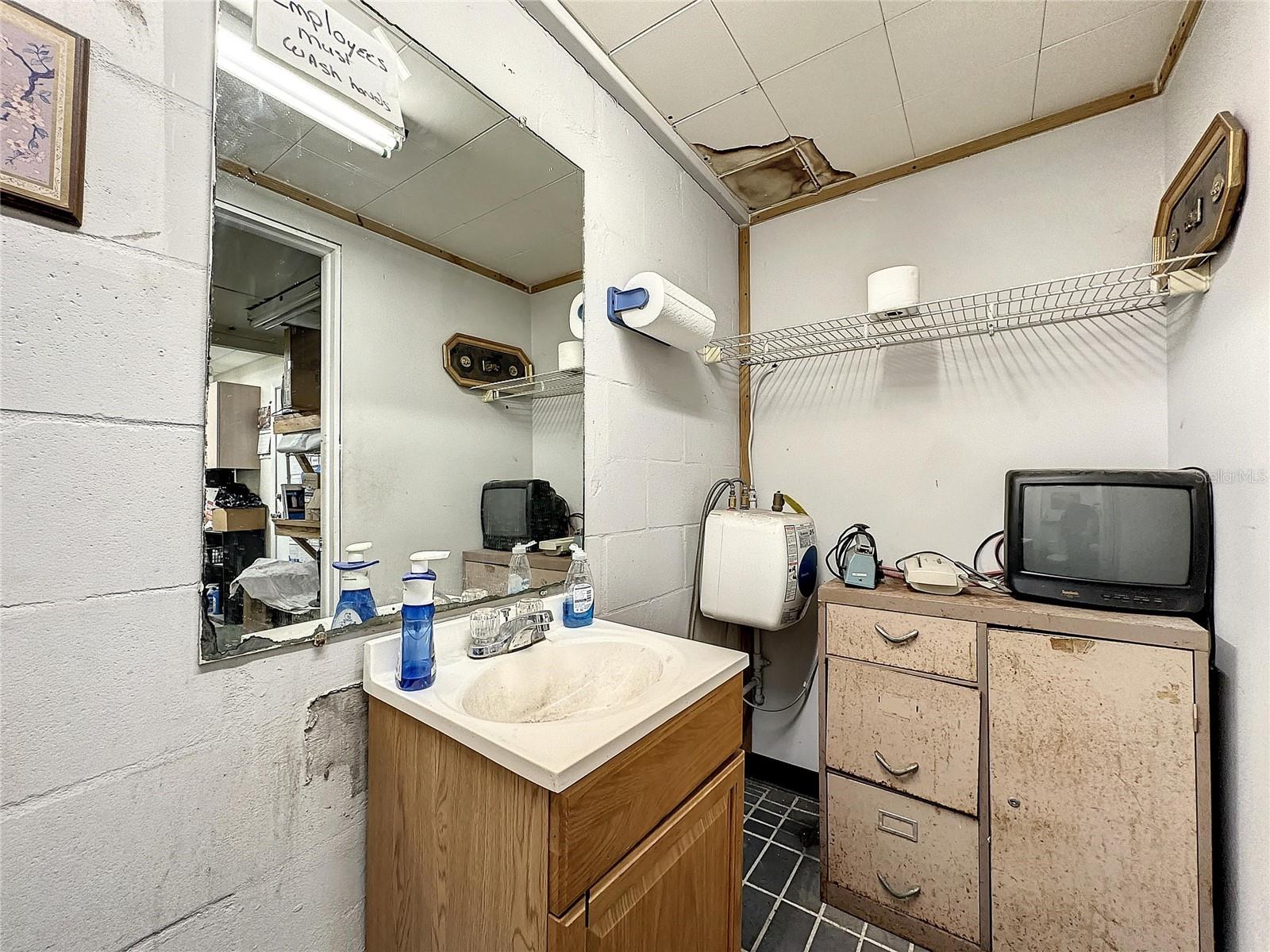 4726-4732 TROUBLE CREEK RD