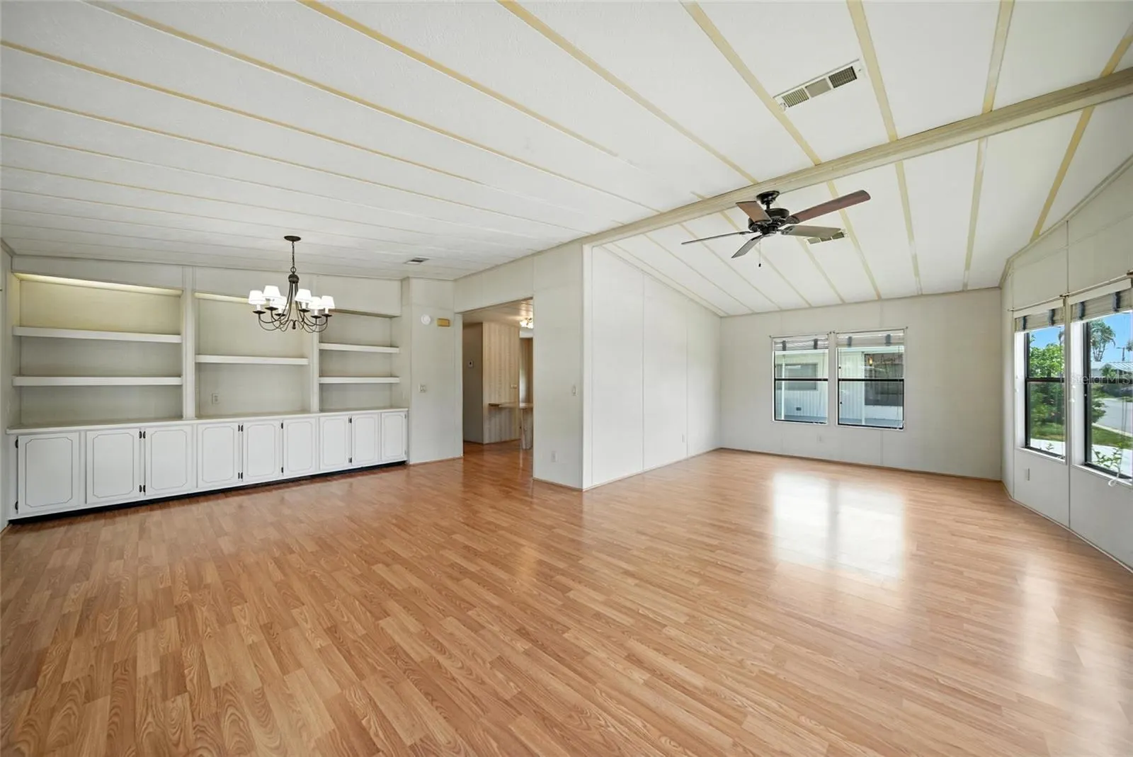 1117 50TH AVE W
