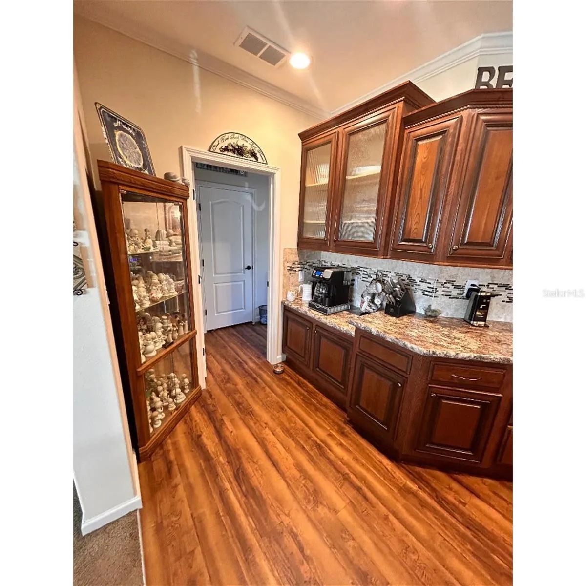 8346 KINGLET DR