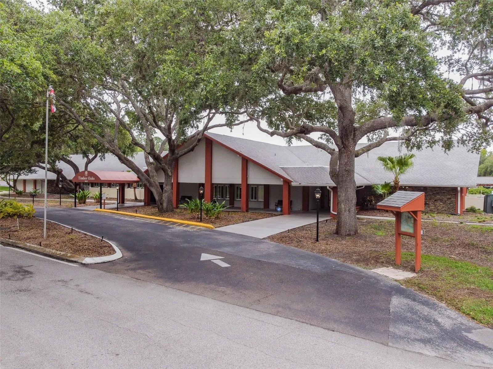 8130 BRADDOCK CIR #3, #3