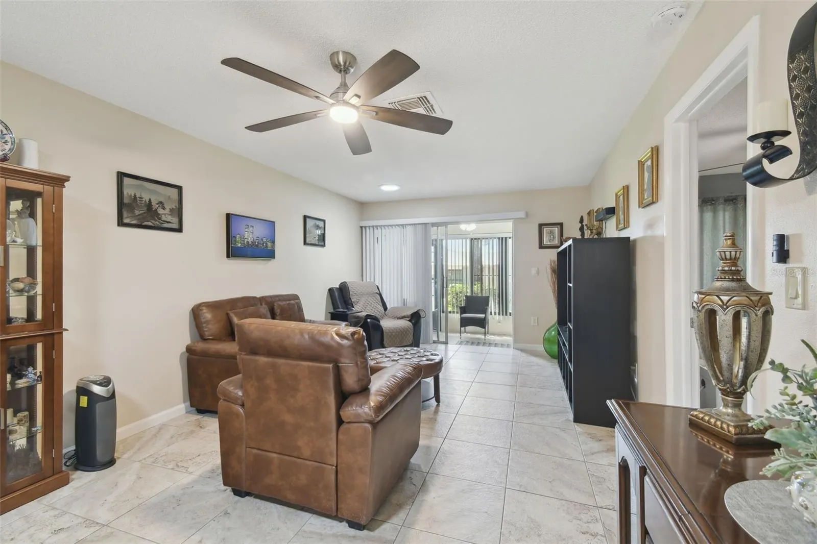 8130 BRADDOCK CIR #3, #3