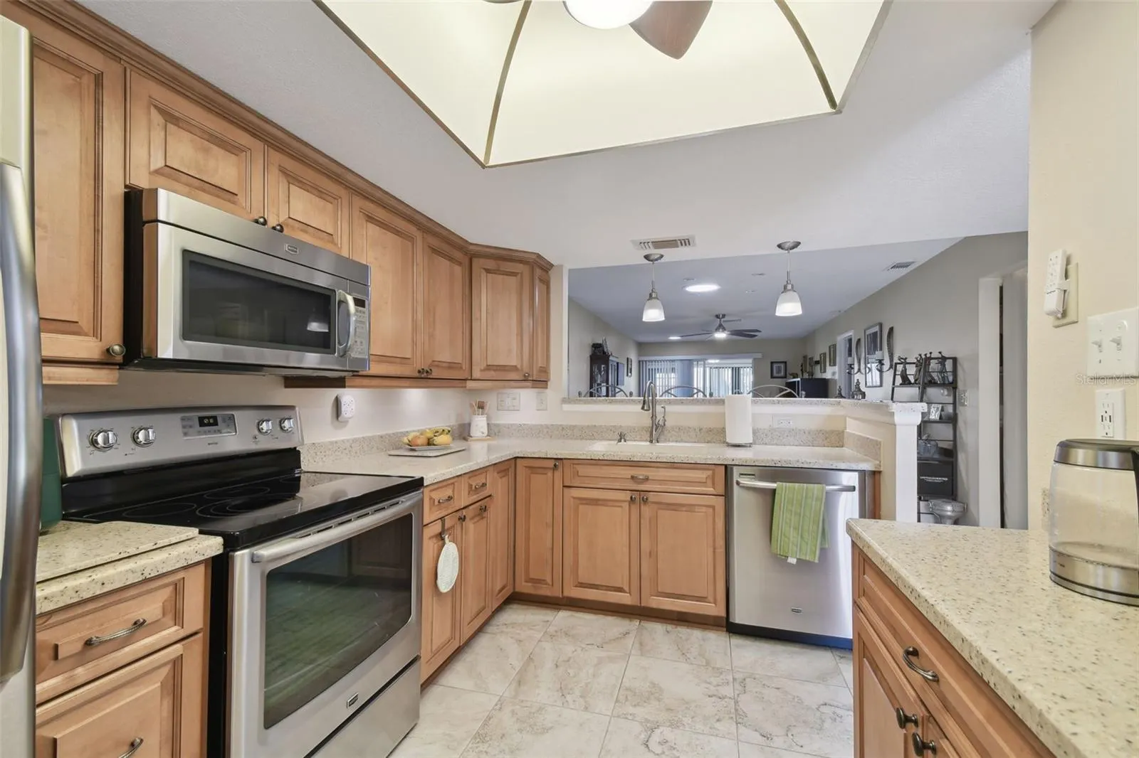 8130 BRADDOCK CIR #3, #3