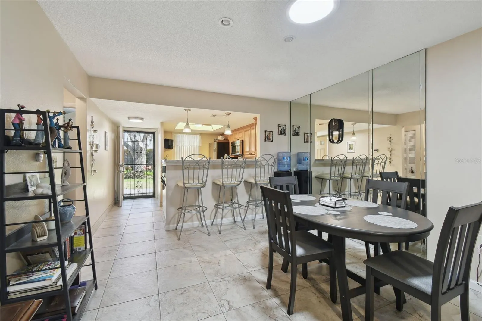 8130 BRADDOCK CIR #3, #3