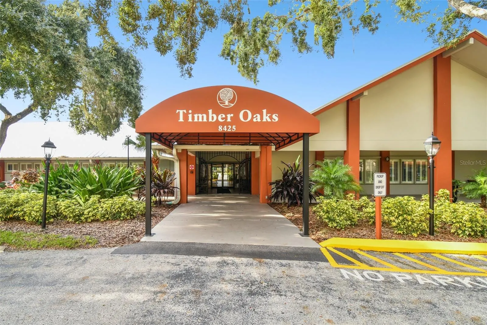 8130 BRADDOCK CIR #3, #3