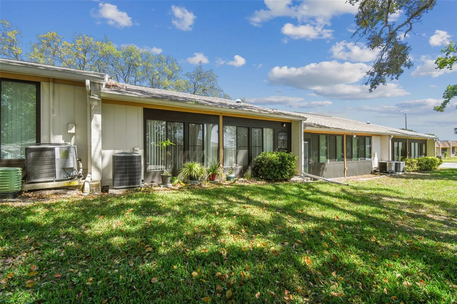 8130 BRADDOCK CIR #3, #3