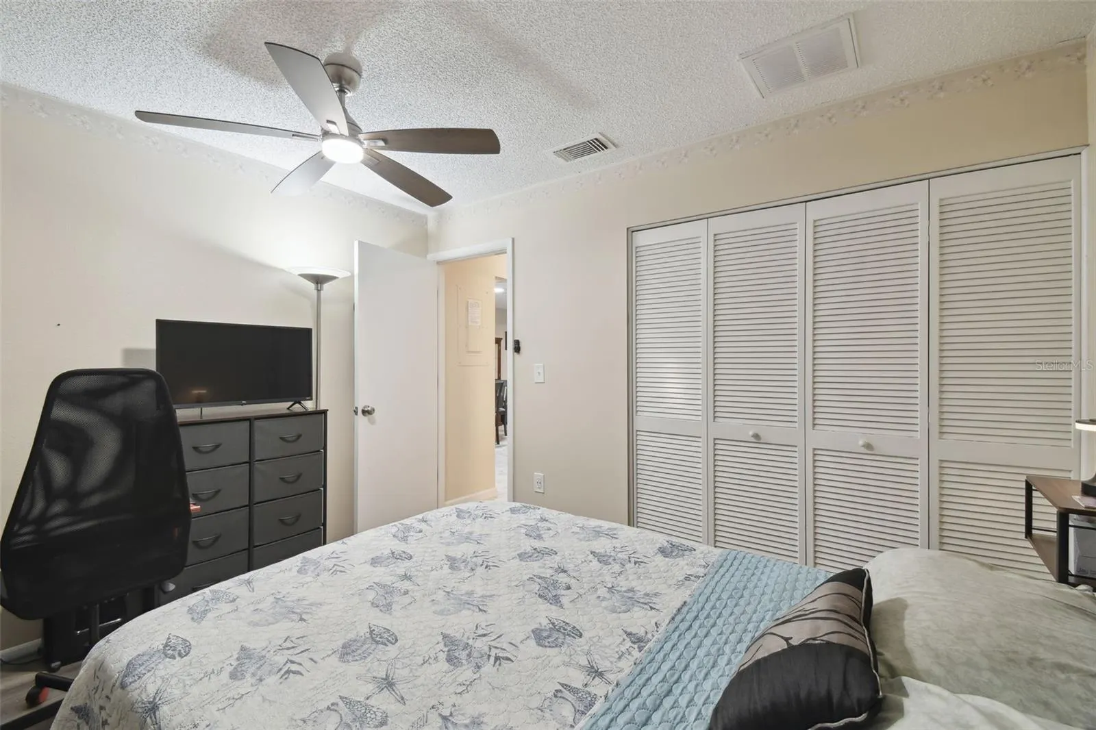 8130 BRADDOCK CIR #3, #3
