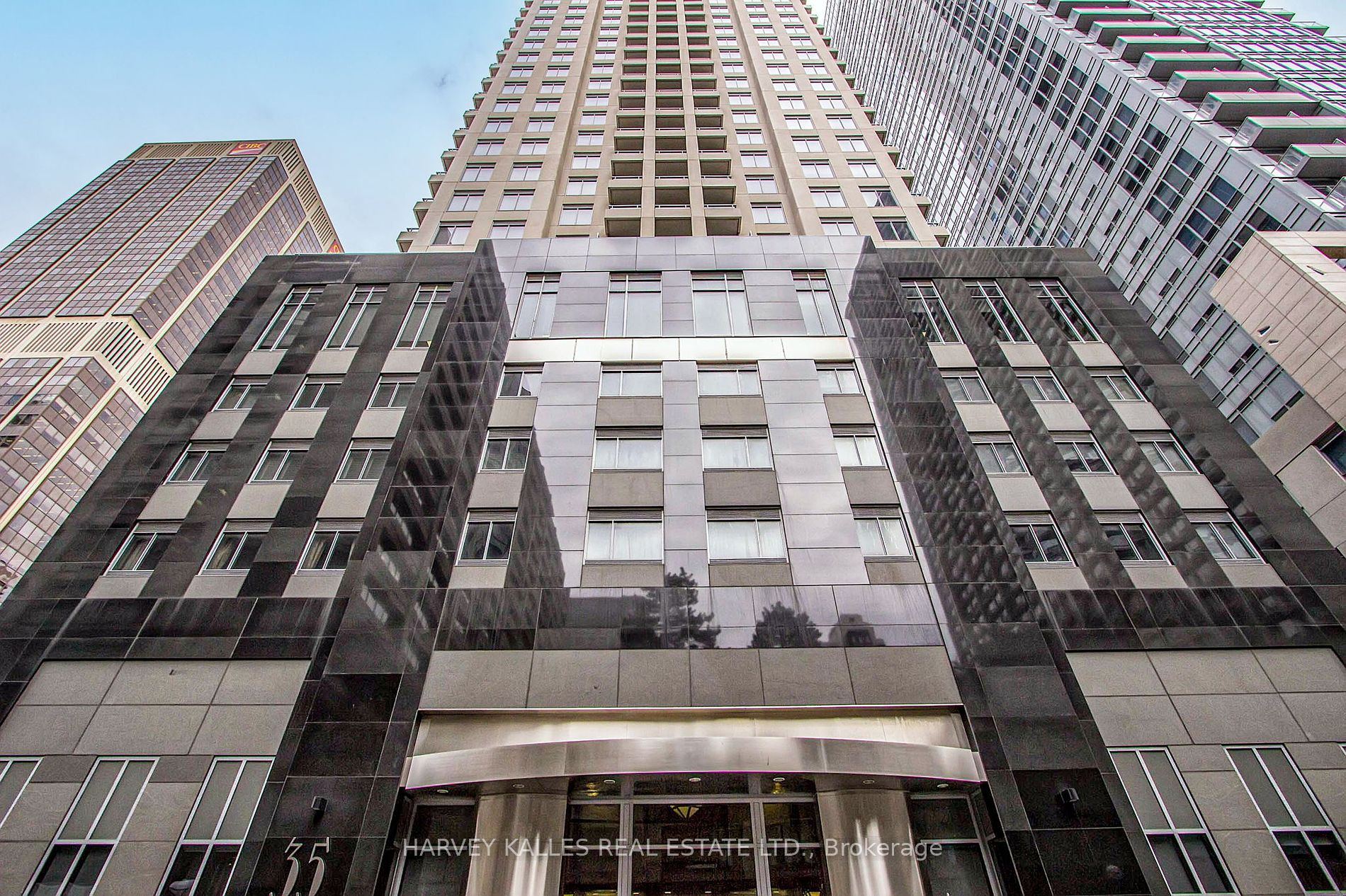 35 Balmuto St, #2104