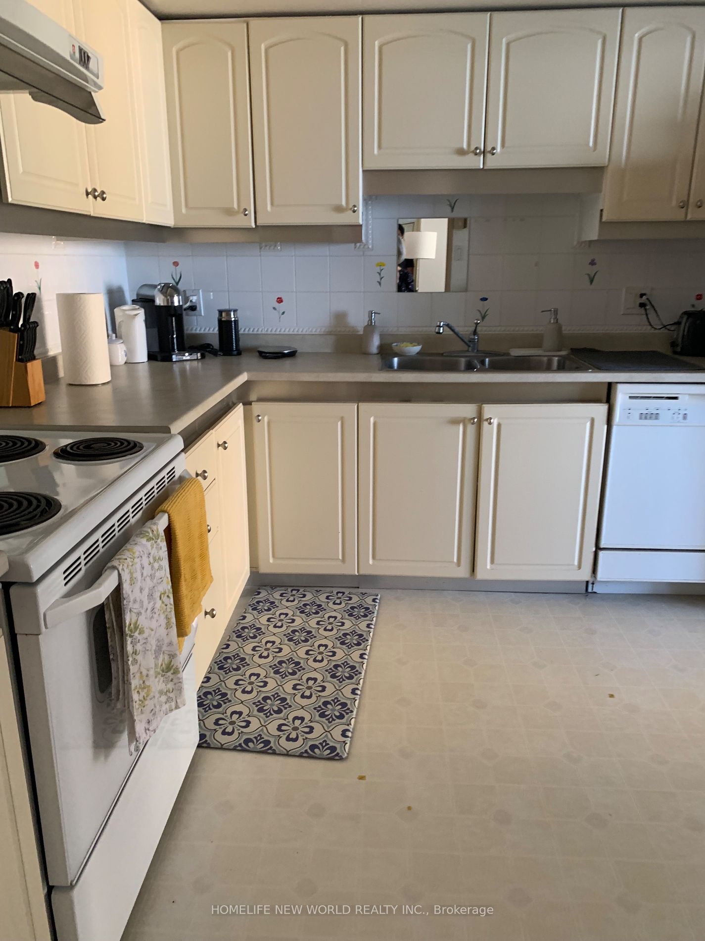 65 Harbour Sq, #3103