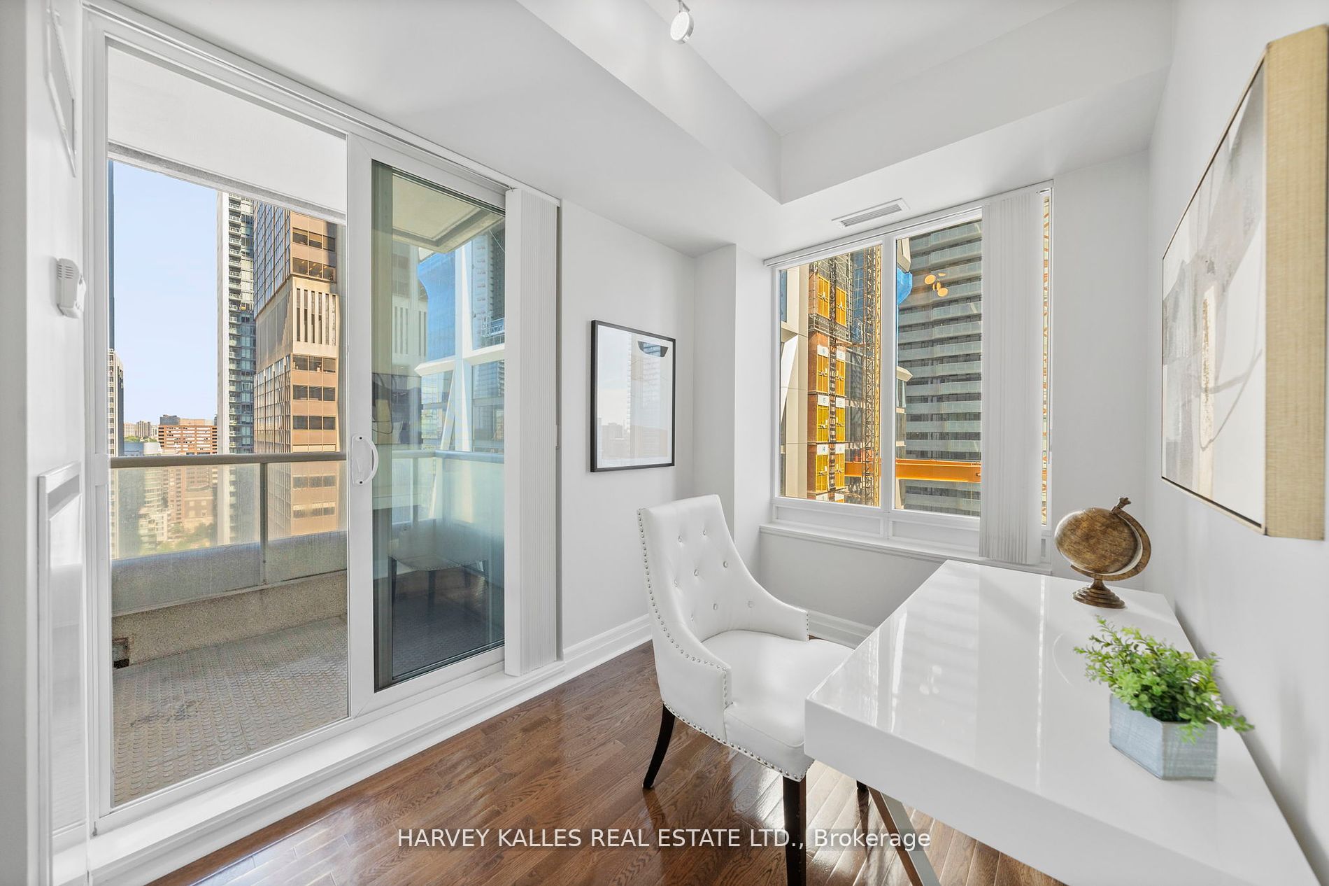 35 Balmuto St, #2104
