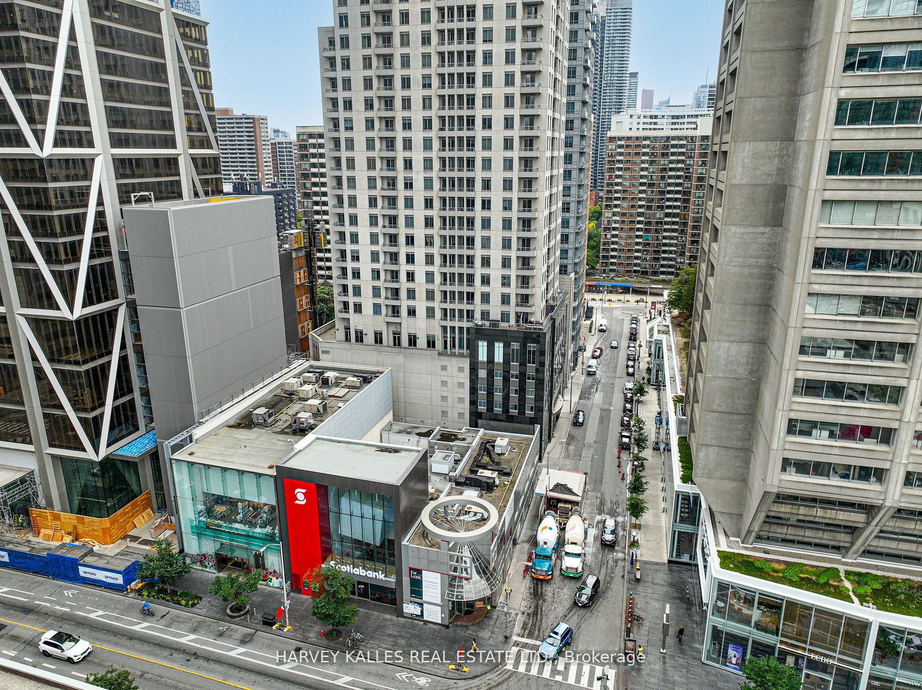 35 Balmuto St, #2104