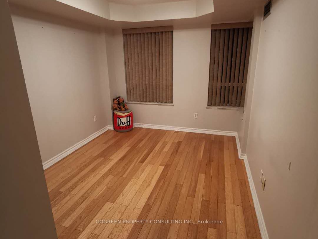 30 Hayden St, #402